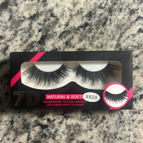 🎉 HOST PICK House of Lashes Falsies and Glue NWT - Picture 8 of 11